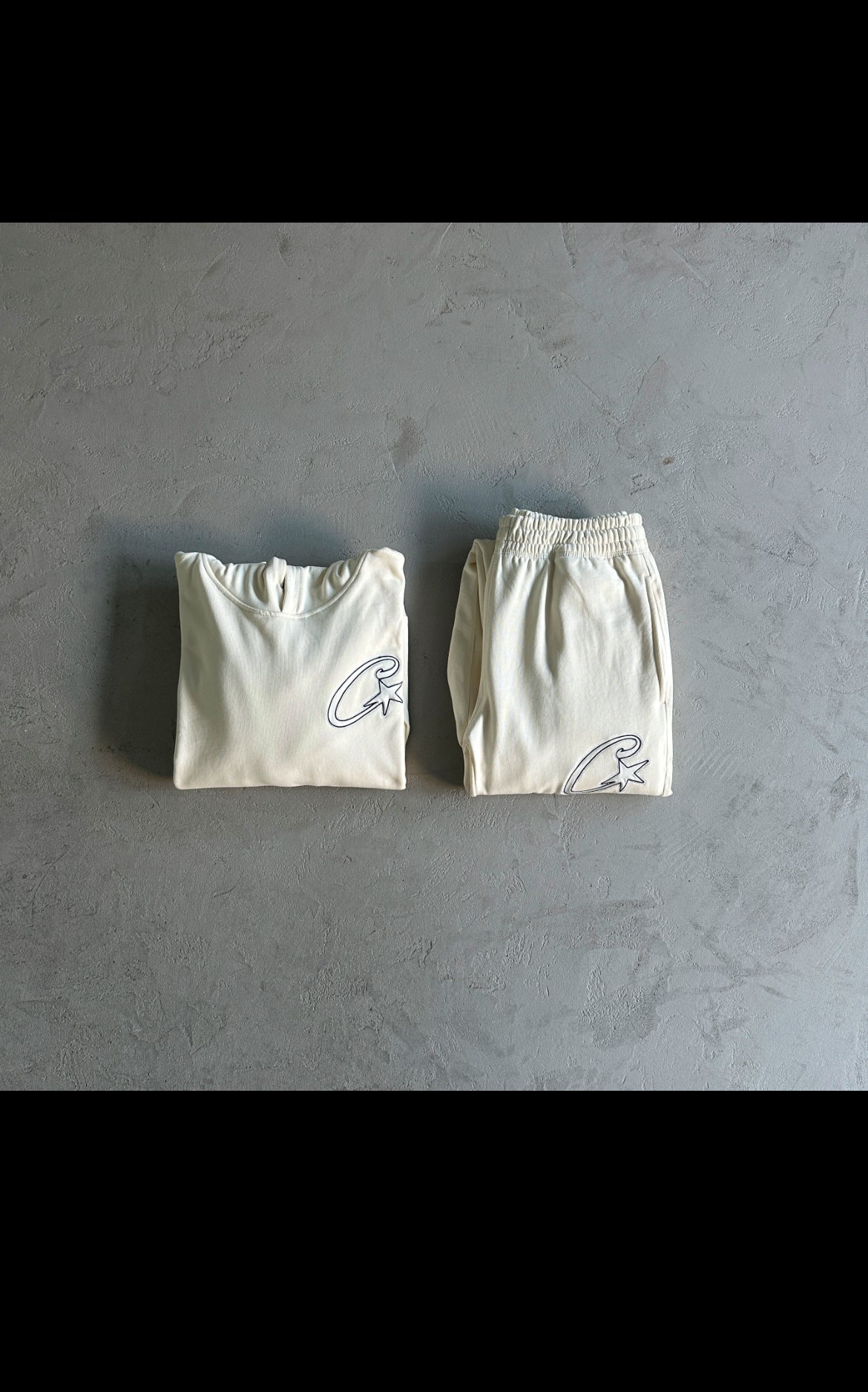 C⭐️rtiez tracksuit