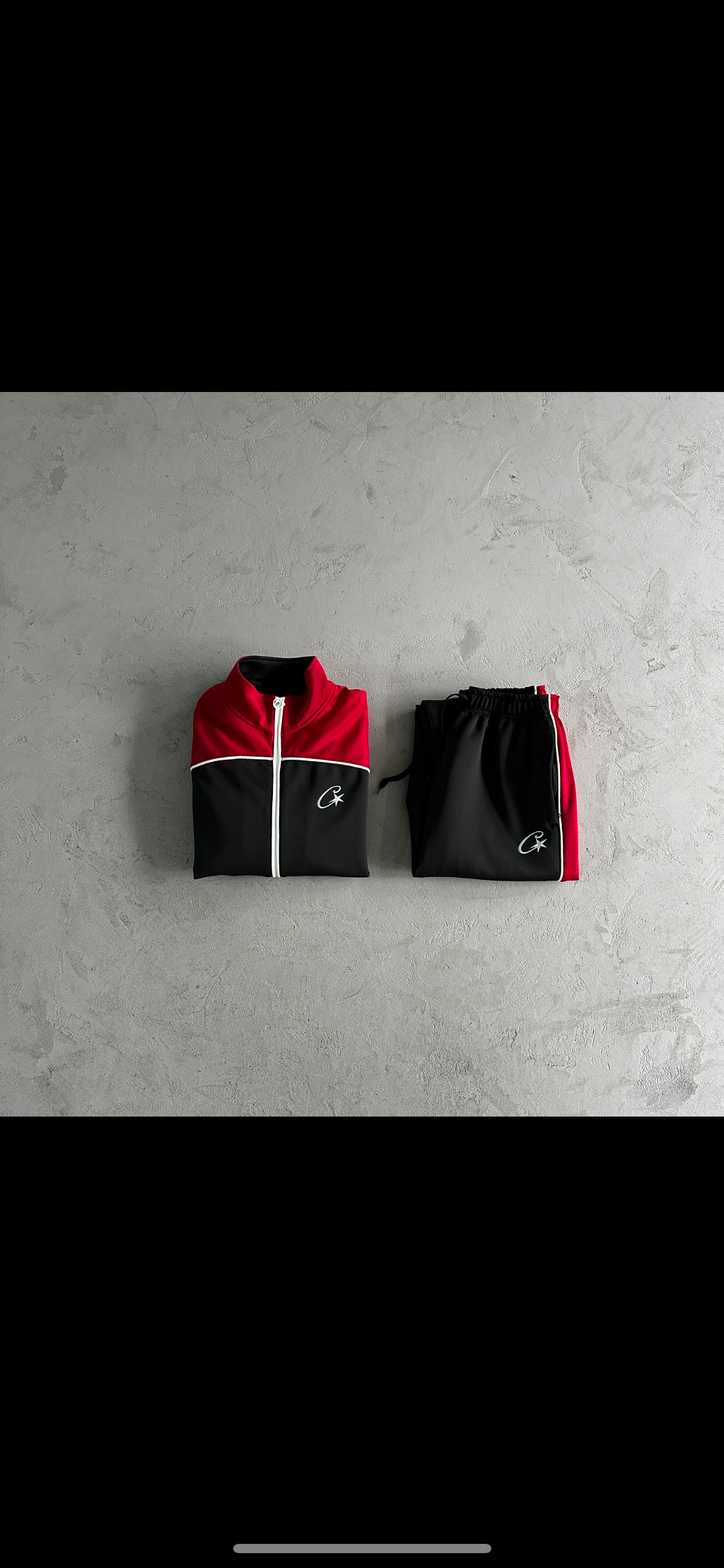 Black and red c⭐️rtiez tracksuit