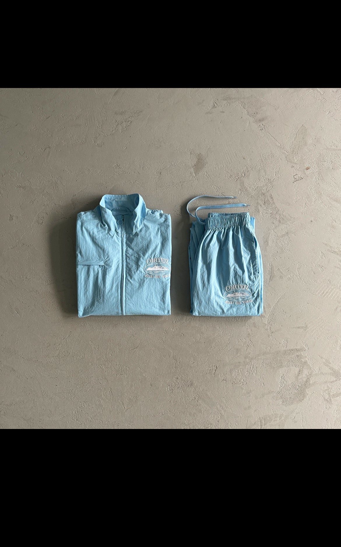 C⭐️rtiez tracksuit