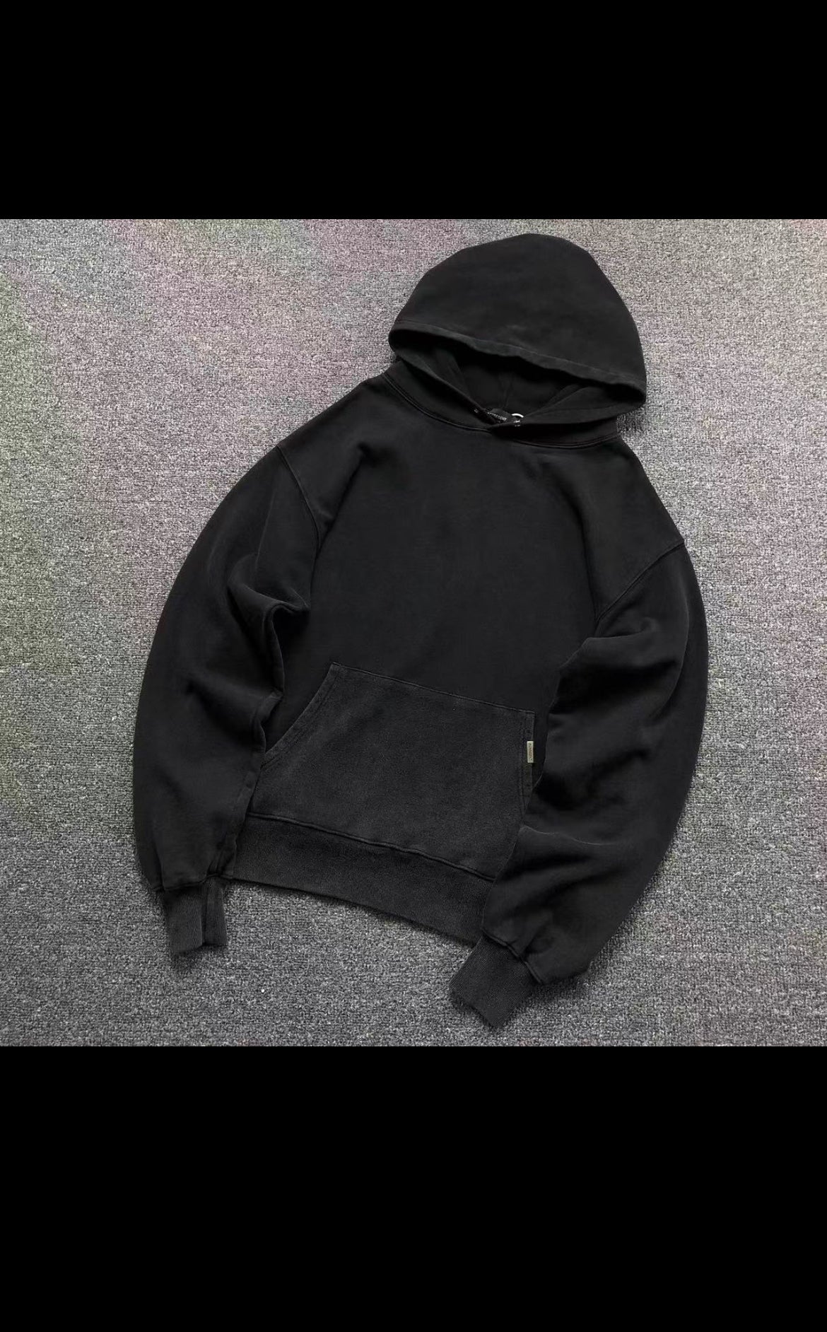 R⭐️present hoodie black