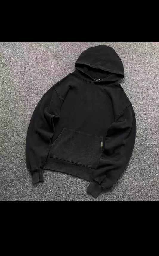 R⭐️present hoodie black