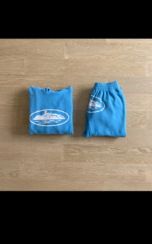 C⭐️rtiez tracksuit