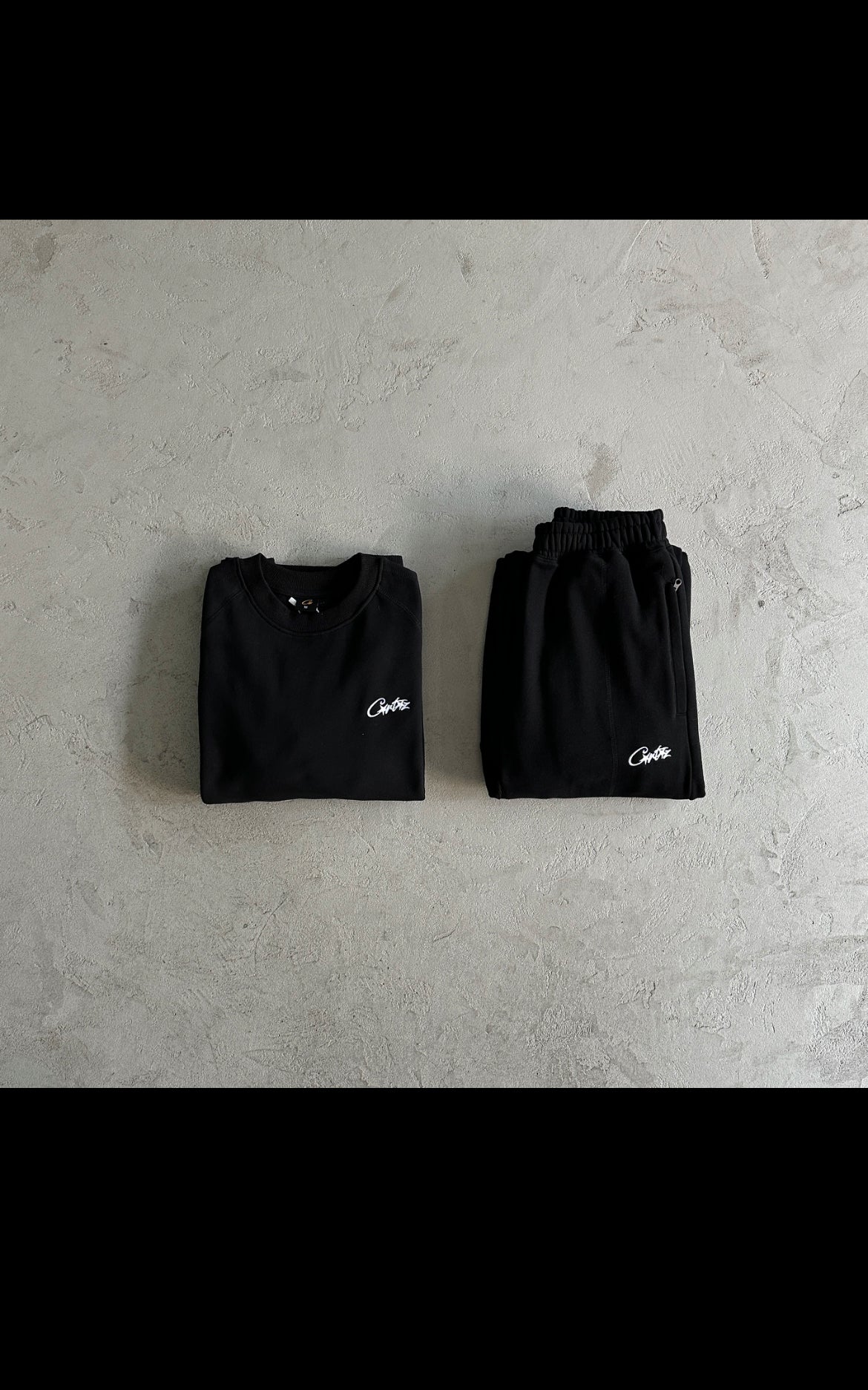 C⭐️rtiez tracksuit
