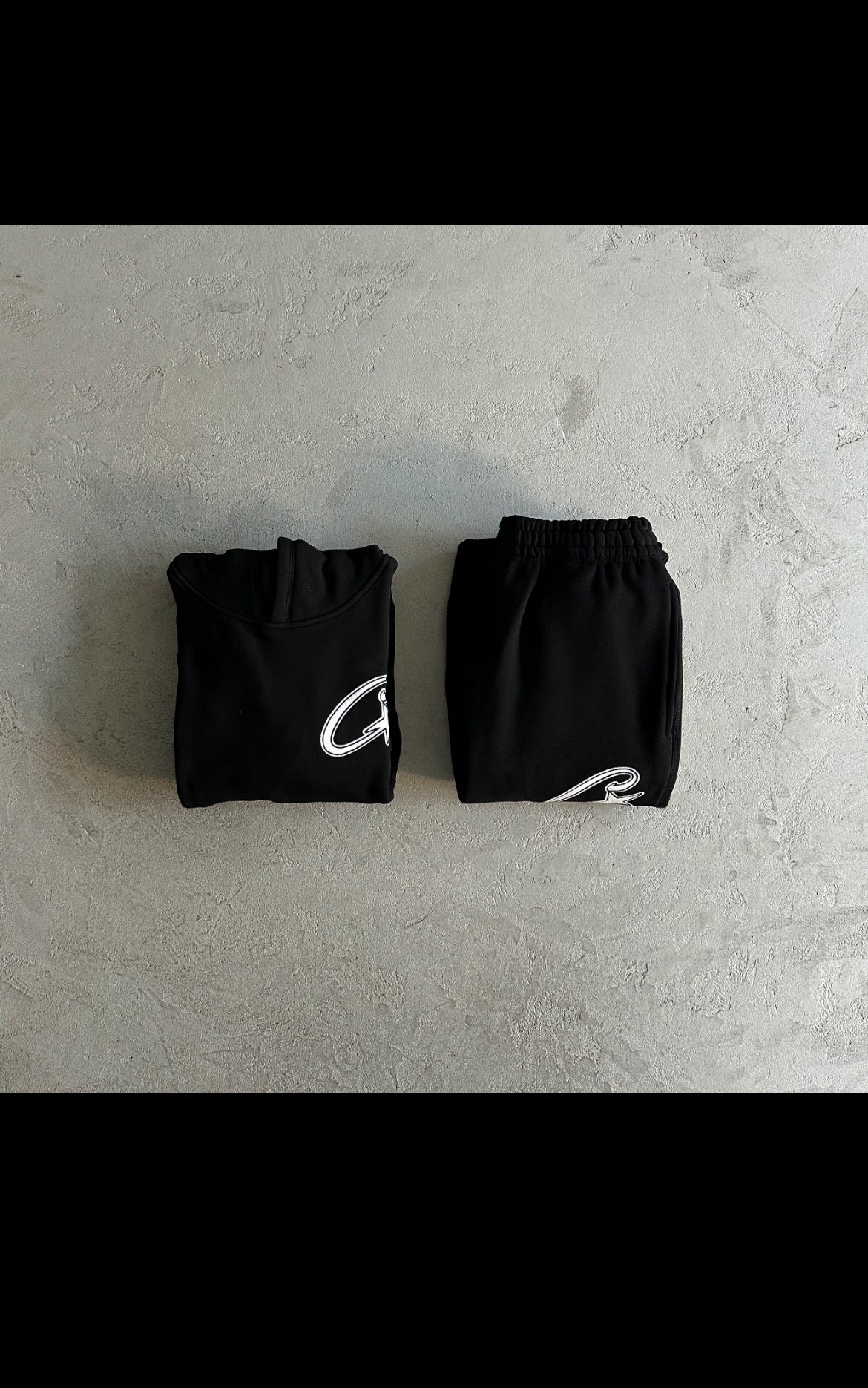 C⭐️rtiez tracksuit