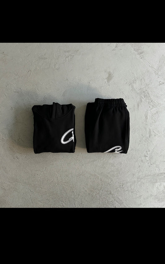 C⭐️rtiez tracksuit
